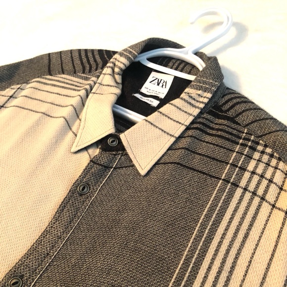 Men’s Oversized Plaid Button-Down Shirt | Size M | Zara - Picture 2 of 6